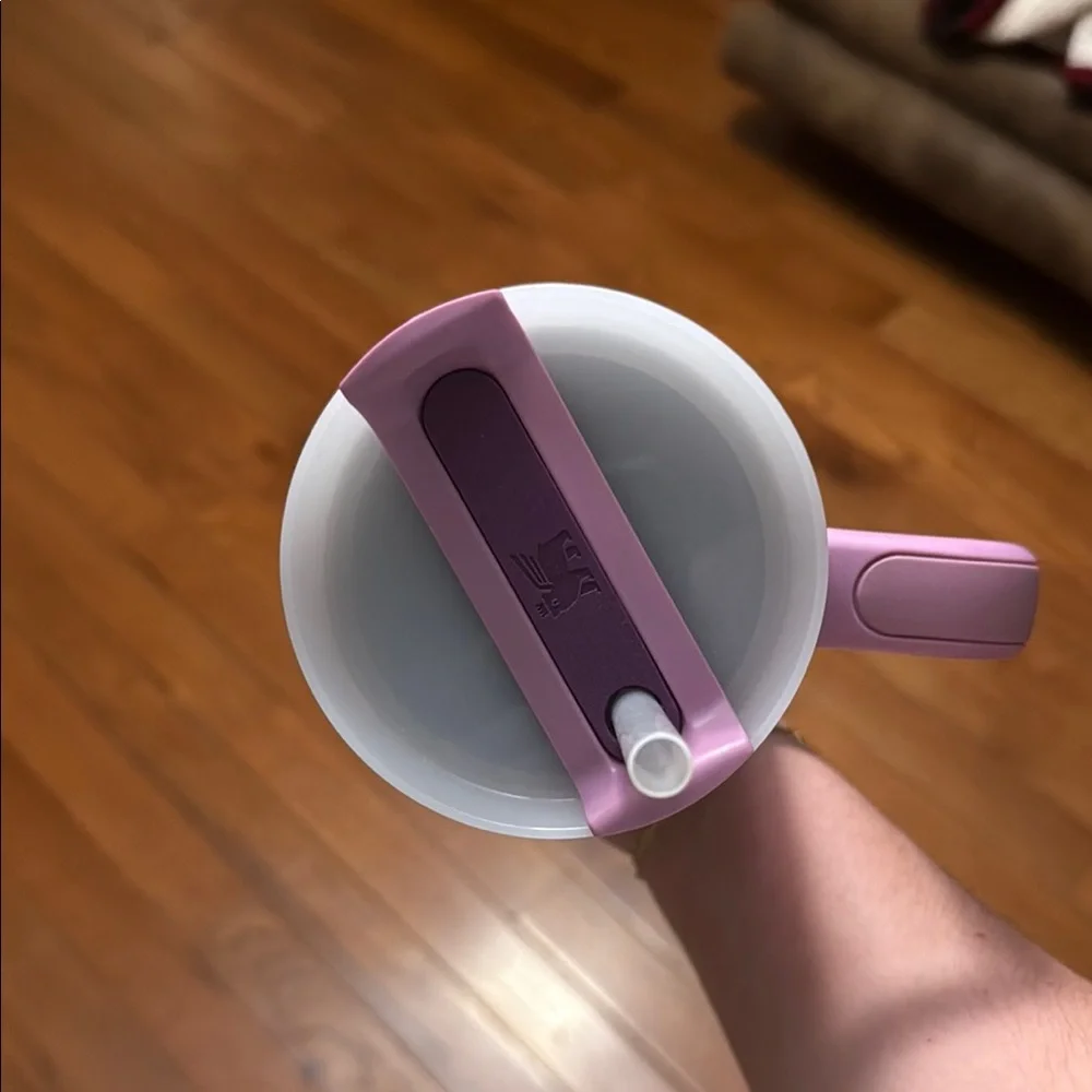 Hand Painted Marla Bracey Designs 40oz Stanley - Picture 5 of 6